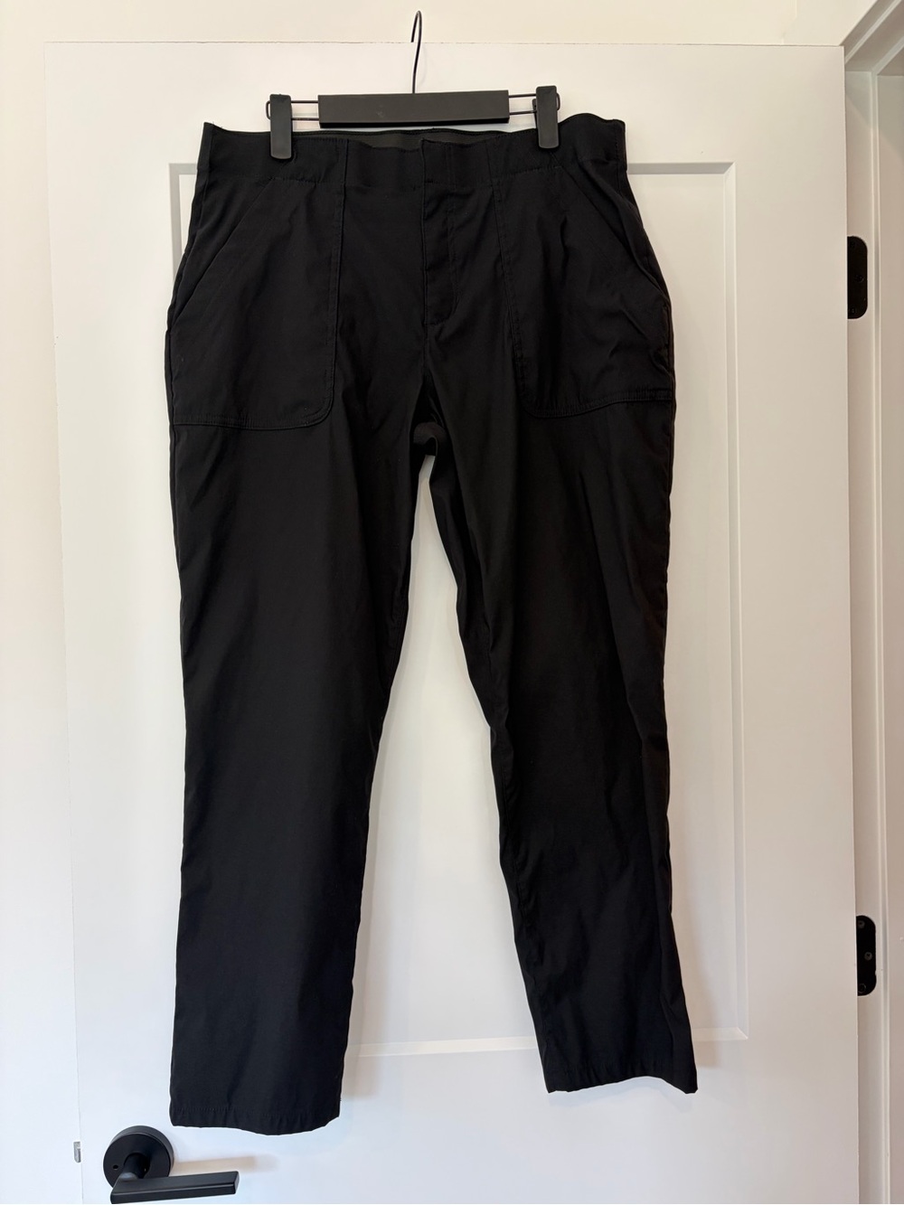 Eddie Bauer Women’s Horizon Straight Ankle Pants Black 12